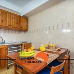 Apartment #352 Travessa Do Mar Flats By Holidays *